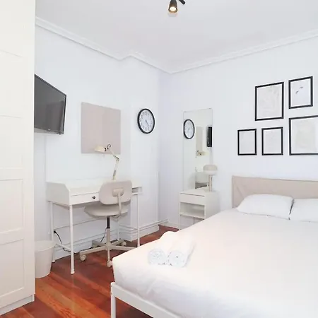 Notel Club- Centrico Y Moderno * 산탄데르