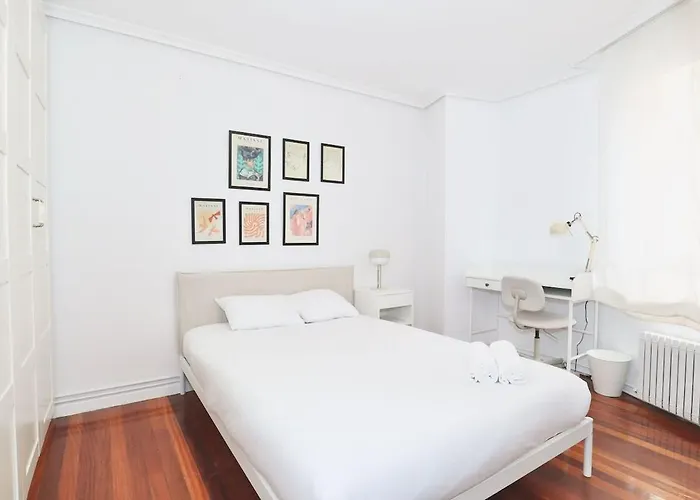 Notel Club- Centrico Y Moderno * Santender